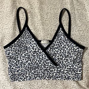 Brandy Melville John galt crop top